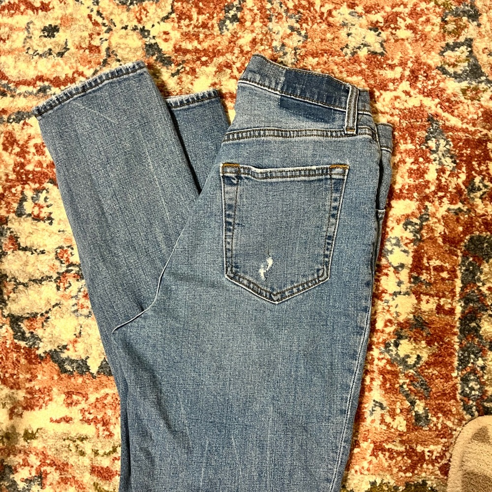 Abercrombie and Fitch the 90s slim straight, ultra high-rise